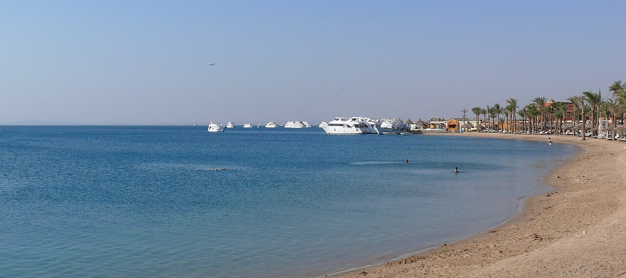 Plaże publiczne w Hurghadzie: gdzie się kąpać bez hotelu (2026)