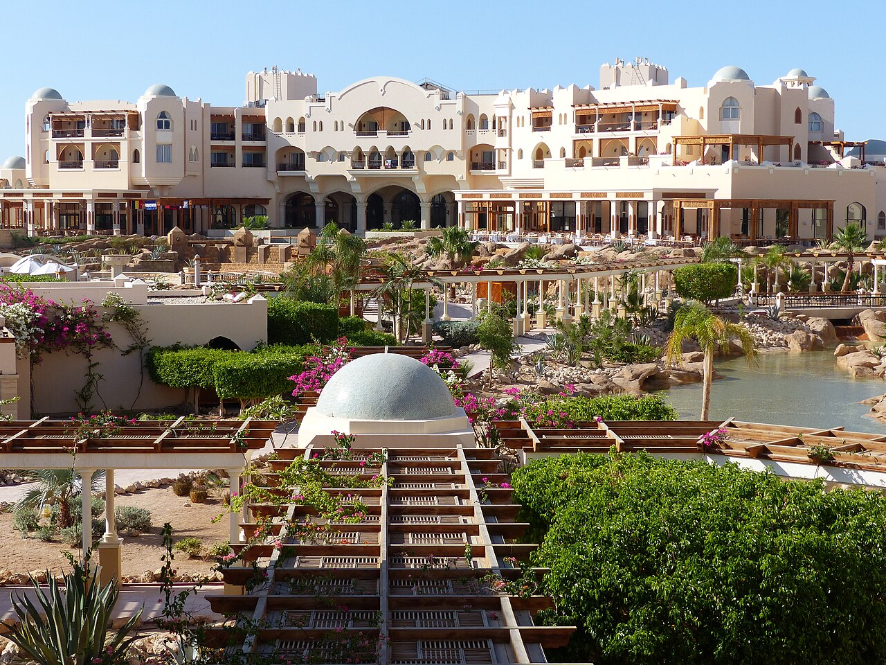 Villa Rental in Hurghada: Price per Night, El Gouna, Sahl Hasheesh, Makadi (2026)