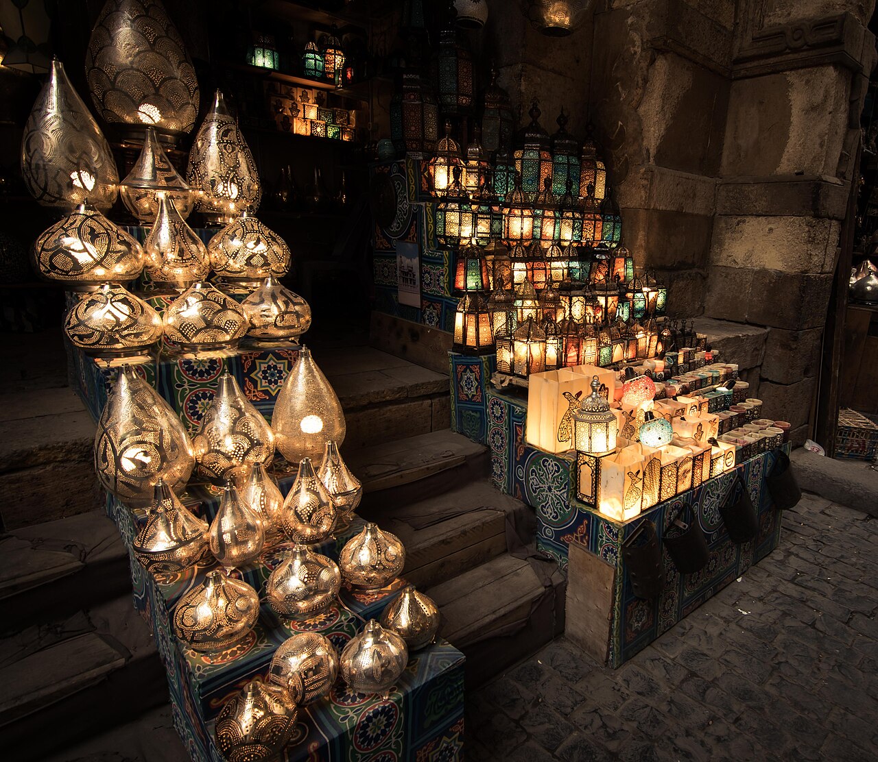 Islamic Cairo and Al-Muizz Street: visit, monuments and a day trip from Hurghada