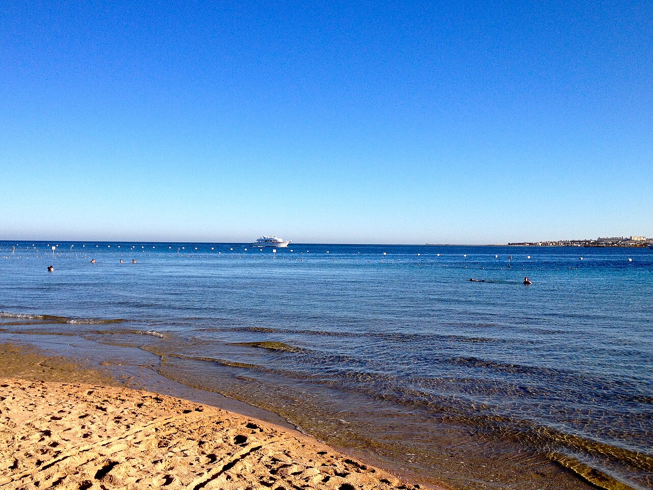 Red Sea coast at Makadi Bay