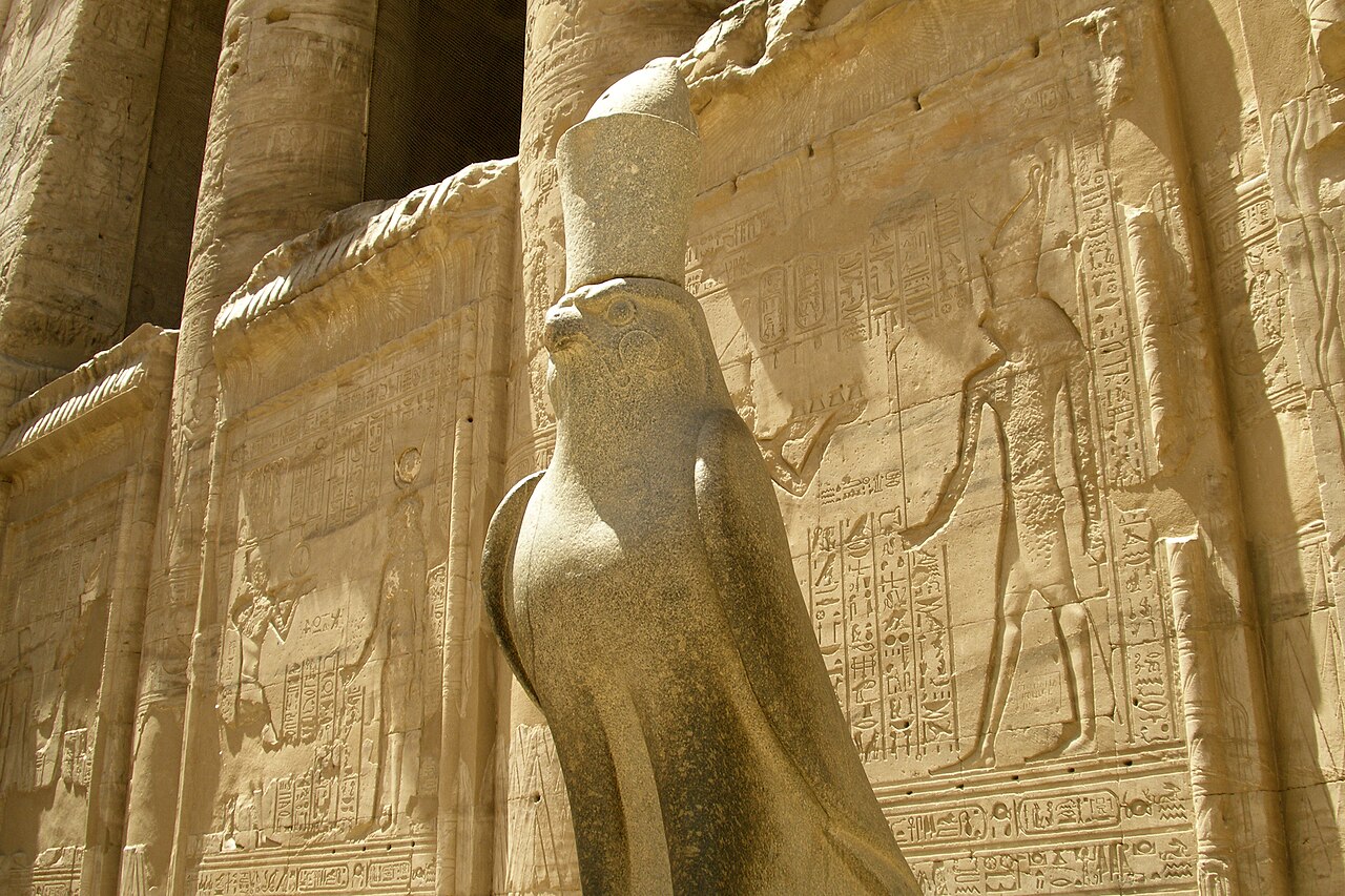 Tempel von Edfu: Ticket, Öffnungszeiten und Besuch ab Hurghada