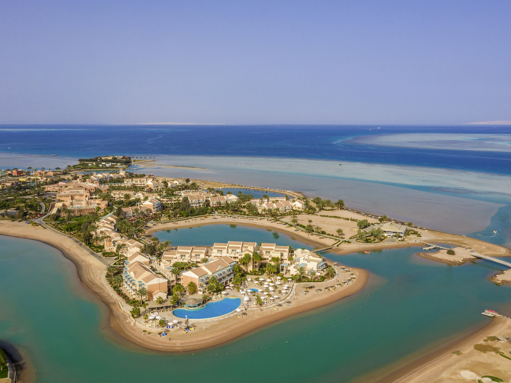 Mövenpick Resort & Spa El Gouna: Rooms, Beach, Reviews
